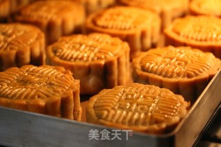 广式五仁月饼的做法步骤：17