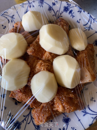 五香味粉蒸肉的做法步骤：5