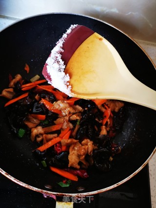 ????菜花炒肉????的做法步骤：7