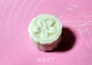 萨其马冰皮月饼的做法步骤：16