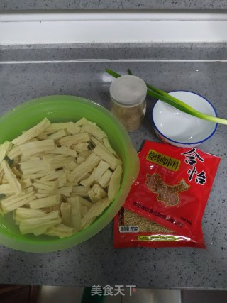 凉拌腐竹的做法步骤：1
