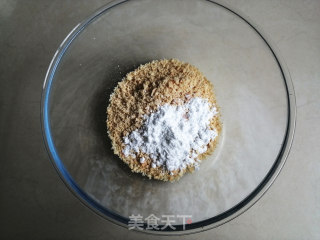 植物油版花生酥饼的做法步骤：2