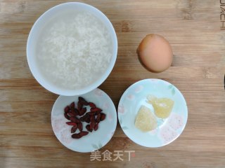 酒糟蛋花汤的做法步骤：1