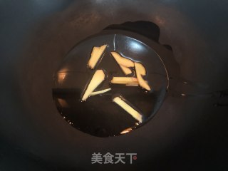 葱香鲫鱼的做法步骤：6