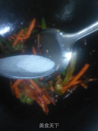 鱼香肉丝的做法步骤：12