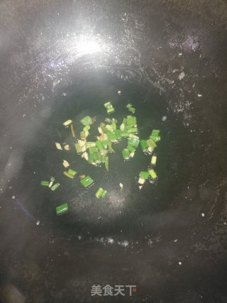 韭菜炒鸡蛋的做法步骤：7