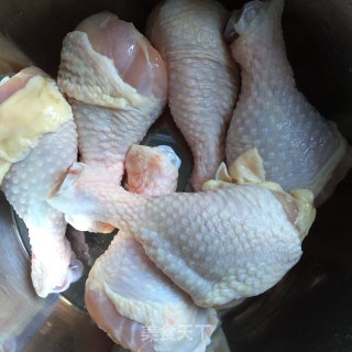 美味卤鸡腿的做法步骤：1