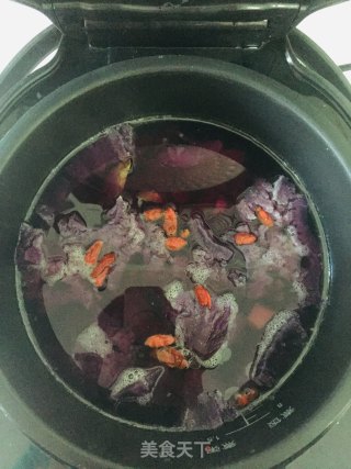 龙骨紫薯汤的做法步骤：5