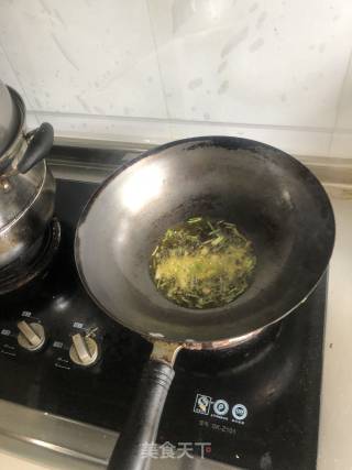 懒人版青椒炒蛋的做法步骤：2