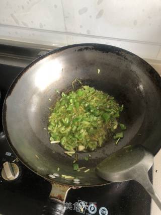 懒人版青椒炒蛋的做法步骤：3