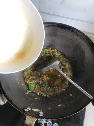 懒人版青椒炒蛋的做法步骤：5