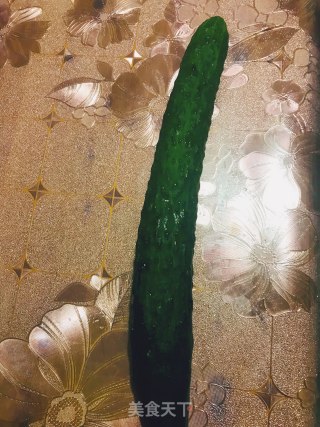 蒜黄瓜的做法步骤：1