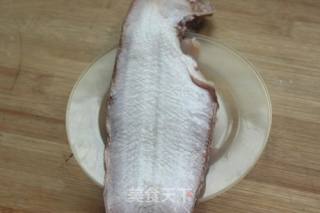#家常下饭菜#干煎鳎鱼段的做法步骤：1