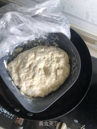 小葱花卷的做法步骤：1