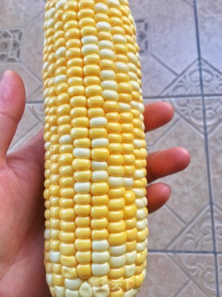 金沙玉米的做法步骤：1