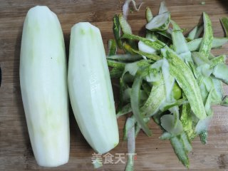 红焖老黄瓜的做法步骤：1