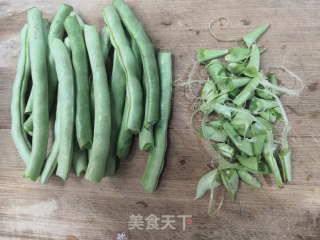 蒜香四季豆的做法步骤：1