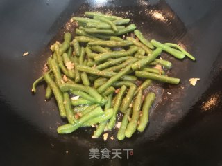 蒜香四季豆的做法步骤：12