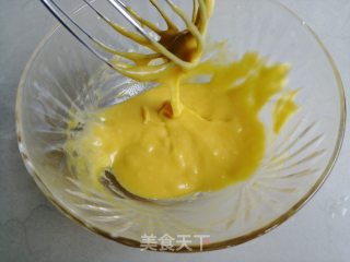 小烤箱版戚风纸杯蛋糕的做法步骤：6