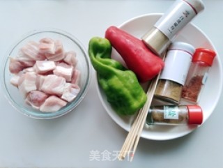 烤五花肉的做法步骤：1