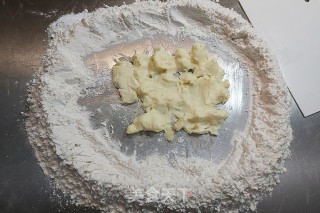 蛋烧月饼的做法步骤：4