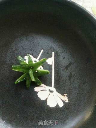 太可爱啦，这个萌草莓饭团一定要做给宝宝吃的做法步骤：6