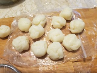 绿豆沙冰皮月饼的做法步骤：8