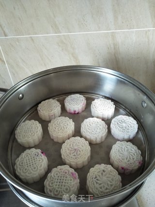 西米火龙果冰皮月饼的做法步骤：11