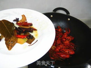 麻辣蒜蓉小龙虾的做法步骤：5