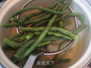 粉丝四季豆的做法步骤：11