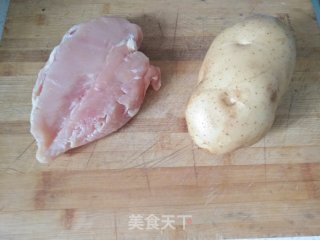 孜然土豆鸡胸肉的做法步骤：1