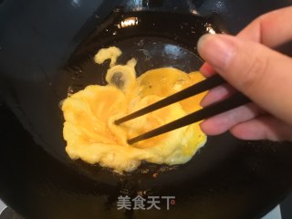 南瓜叶炒鸡蛋的做法步骤：7