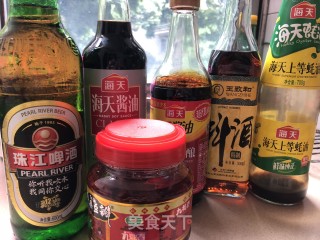 啤酒焖小龙虾的做法步骤：3