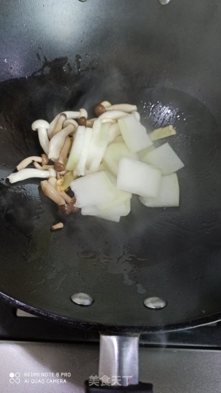 冬瓜扇贝蘑菇汤的做法步骤：4