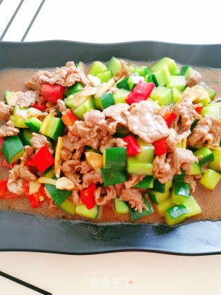 青瓜炒牛肉的做法步骤：10
