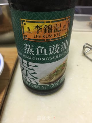 清蒸鲈鱼的做法步骤：7
