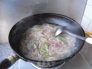 培根萝卜汤的做法步骤：9