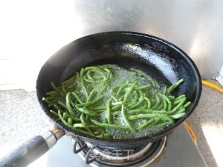 培根烧菜豆的做法步骤：5