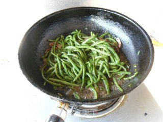 培根烧菜豆的做法步骤：10