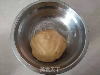 黑芝麻豆沙月饼的做法步骤：3