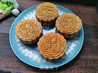 黑芝麻豆沙月饼的做法步骤：11