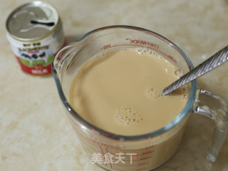 珍珠奶茶流心蛋糕的做法步骤：3