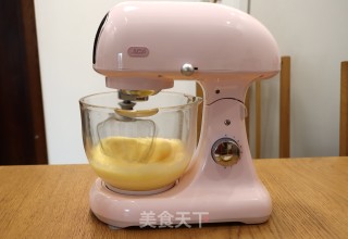 玉米粉海绵杯子蛋糕的做法步骤：4