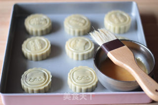 广式月饼全家福的做法步骤：9