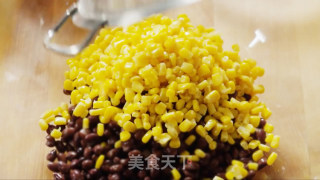 秋风起，黑玉米，来吃控糖玉米沙拉吧的做法步骤：2