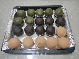 广式蛋黄月饼的做法步骤：15