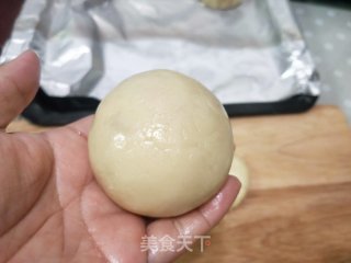 广式蛋黄月饼的做法步骤：21