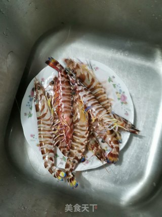 虎头虾刺生的做法步骤：1