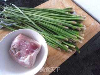肉丝青蒜苗的做法步骤：1