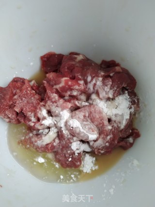 水煮肉片的做法步骤：1